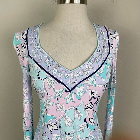Emilio Pucci White Pink Purple Blue Floral V Neck Top 6 - Picture 3 of 10